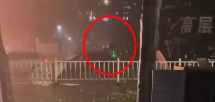 ( Vídeo)Tornado provoca 11 mortes e deixa mais de 330 feridos na China